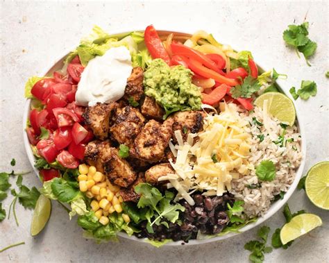 How many calories are in bowl burrito chipotle quinoa plt - calories, carbs, nutrition