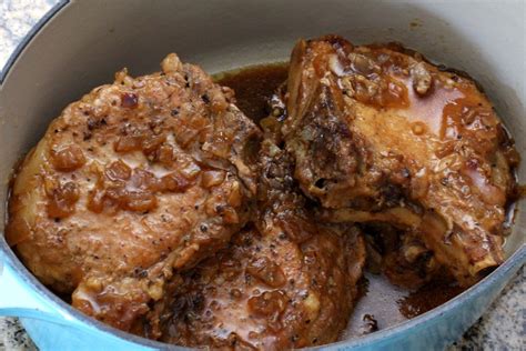 How many calories are in braised apple pork chop - calories, carbs, nutrition