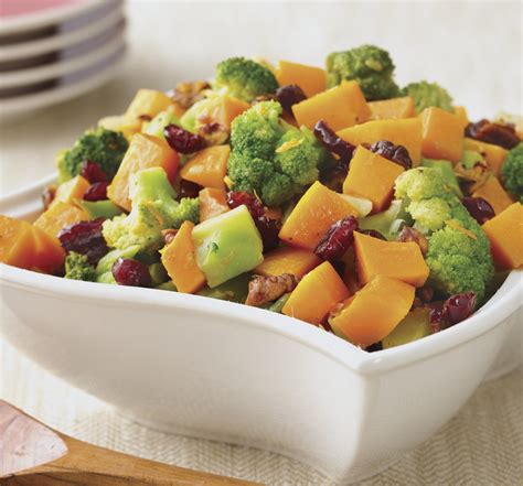 How many calories are in broccoli and squash medley - calories, carbs, nutrition