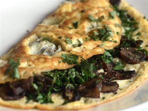 How many calories are in broccoli mushroom egg white omelet - calories, carbs, nutrition