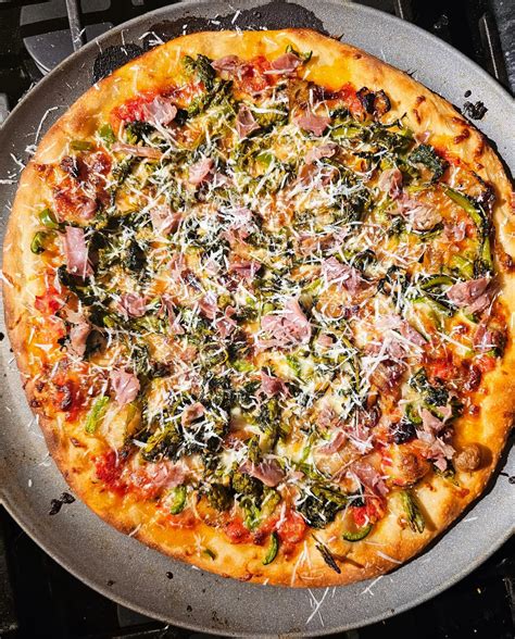 How many calories are in broccoli rabe prosciutto flatbread (25524.0) - calories, carbs, nutrition