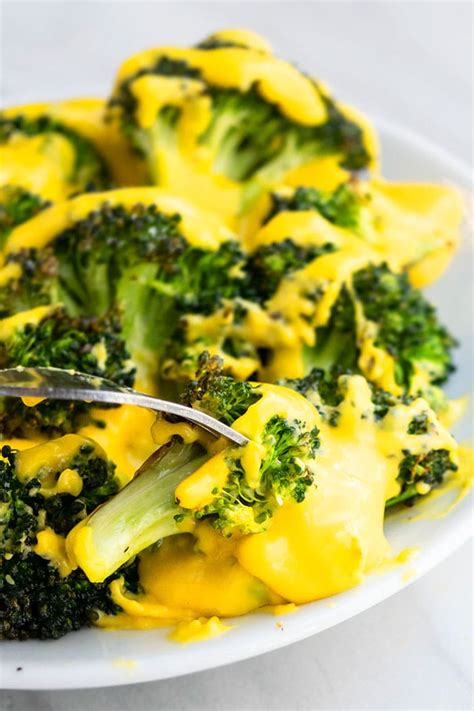 How many calories are in broccoli with cheese sauce - calories, carbs, nutrition