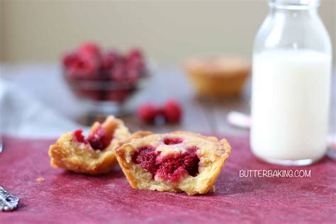 How many calories are in brown butter raspberry tart - calories, carbs, nutrition