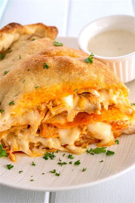 How many calories are in buffalo chicken calzone - calories, carbs, nutrition