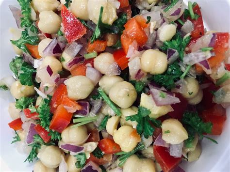 How many calories are in bulgur garbanzo bean and fennel salad - calories, carbs, nutrition