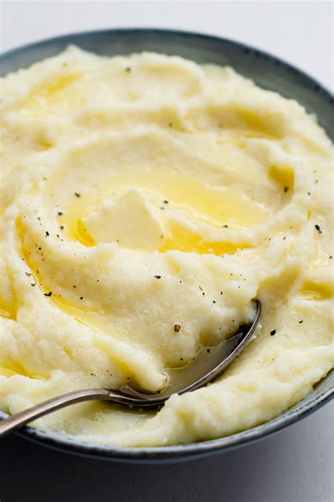 How many calories are in buttermilk mashed potatoes-occ - calories, carbs, nutrition