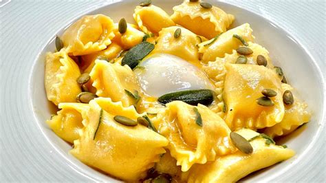 How many calories are in butternut squash agnolotti - calories, carbs, nutrition