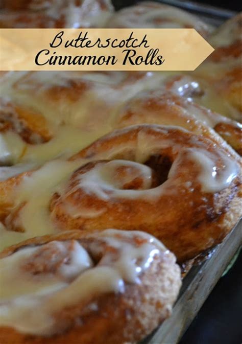 How many calories are in butterscotch cinnamon roll, with frosting - calories, carbs, nutrition