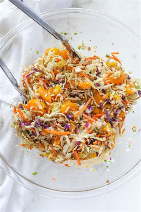 How many calories are in cabbage salad w/ mandarins & grilled red peppers - calories, carbs, nutrition