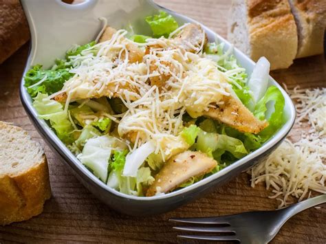 How many calories are in caesar salad to go - calories, carbs, nutrition