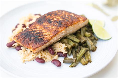 How many calories are in cajun blackened salmon ww thin (37000.0) - calories, carbs, nutrition