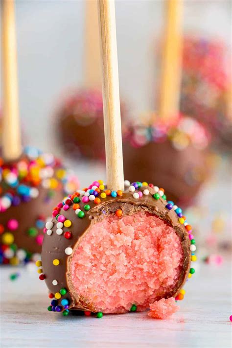 How many calories are in cake pops strawberry - calories, carbs, nutrition