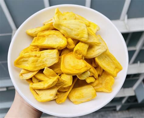 How many calories are in calabrese crisps - calories, carbs, nutrition