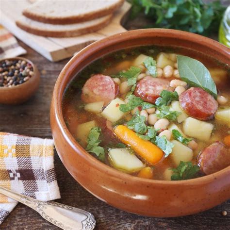 How many calories are in caldo gallego 8 oz - calories, carbs, nutrition