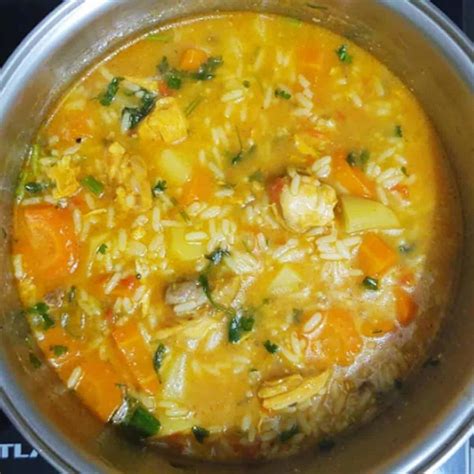 How many calories are in canja de galinha - calories, carbs, nutrition