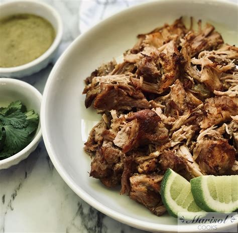 How many calories are in carnitas only - calories, carbs, nutrition