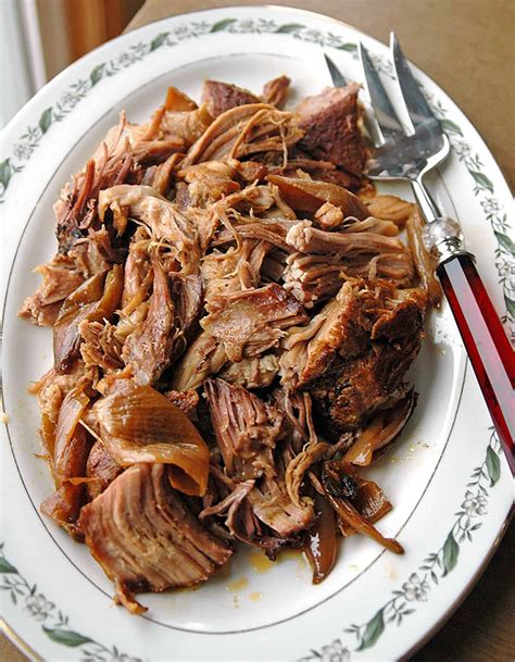 How many calories are in carolina pulled pork platter - calories, carbs, nutrition