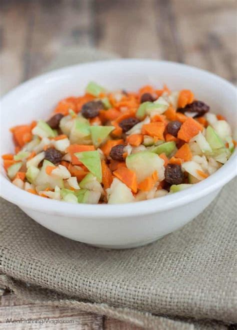 How many calories are in carrot, raisin and apple salad - calories, carbs, nutrition