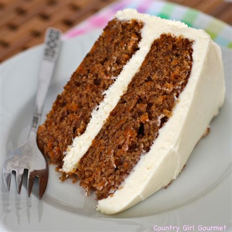 How many calories are in carrot cake with cream cheese frosting - calories, carbs, nutrition