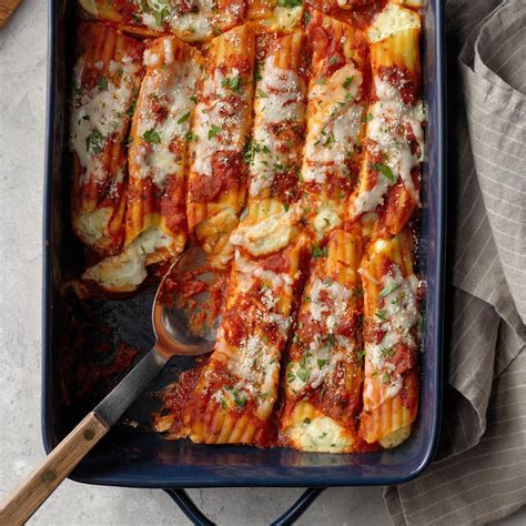 How many calories are in casserette cheese manicotti marinara - calories, carbs, nutrition