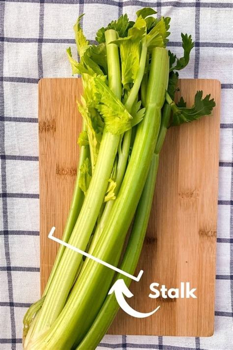 How many calories are in celery bias cut 1/4