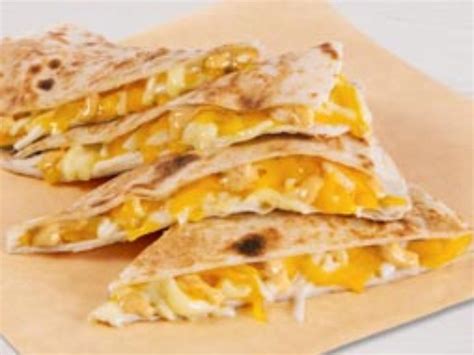 How many calories are in cheese and cilantro quesadilla - calories, carbs, nutrition