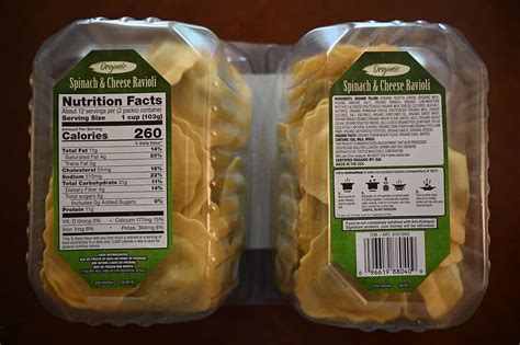 How many calories are in cheese ravioli (15937.0) - calories, carbs, nutrition