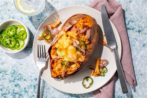 How many calories are in chef education series - bbq chicken twice baked sweet potatoes - calories, carbs, nutrition