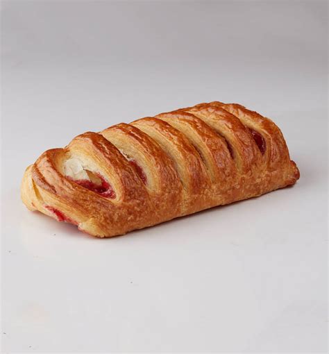 How many calories are in cherry cheese danish - calories, carbs, nutrition