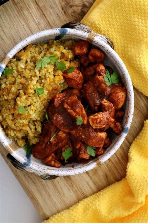 How many calories are in chicken and lentils vindaloo - calories, carbs, nutrition