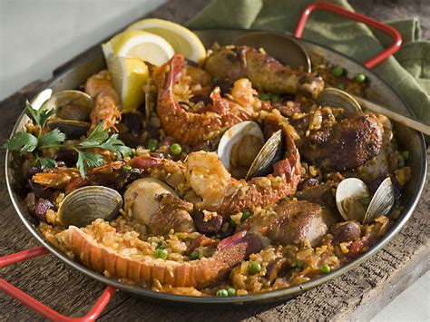 How many calories are in chicken and seafood paella (4005.0) - calories, carbs, nutrition