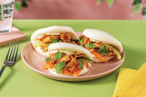 How many calories are in chicken bao - calories, carbs, nutrition