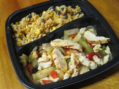 How many calories are in chicken fajitas - calories, carbs, nutrition