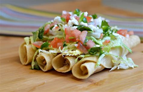 How many calories are in chicken flautas - calories, carbs, nutrition