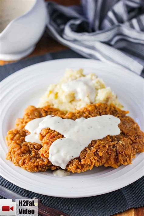 How many calories are in chicken fried steak with cream gravy - calories, carbs, nutrition