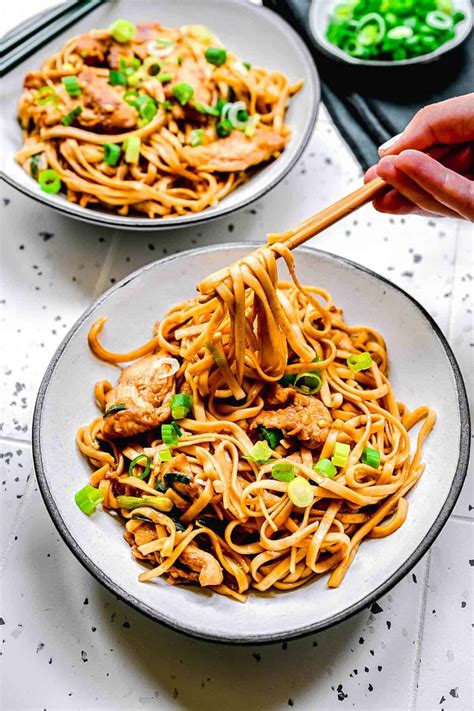 How many calories are in chicken lo mein - calories, carbs, nutrition