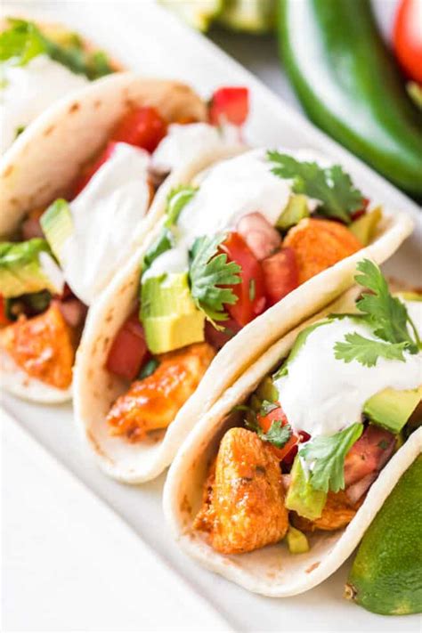 How many calories are in chicken machaca soft tacos - calories, carbs, nutrition