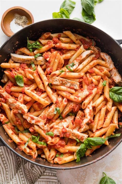 How many calories are in chicken penne marinara casserette - calories, carbs, nutrition