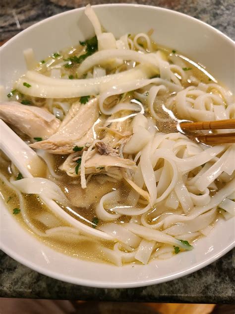 How many calories are in chicken pho - calories, carbs, nutrition