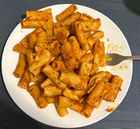 How many calories are in chicken rigatoni - calories, carbs, nutrition