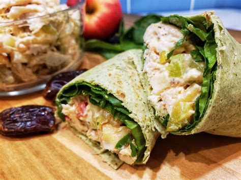 How many calories are in chicken salad wrap withpotato salad - calories, carbs, nutrition