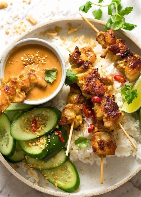 How many calories are in chicken satay with peanut sauce and thai cucumbers - calories, carbs, nutrition