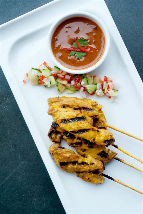 How many calories are in chicken satay with thai sweet chili sauce-occ - calories, carbs, nutrition