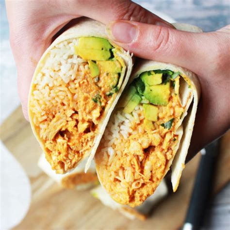 How many calories are in chicken tinga and cheese burrito - calories, carbs, nutrition