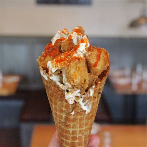 How many calories are in chicken waffle cones - calories, carbs, nutrition