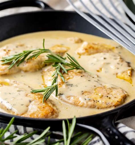 How many calories are in chicken with rosemary sauce - calories, carbs, nutrition