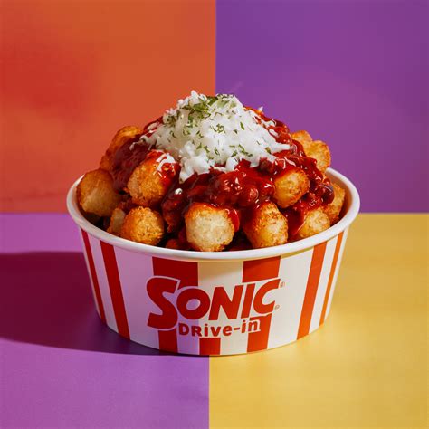 How many calories are in chili cheese tots - calories, carbs, nutrition