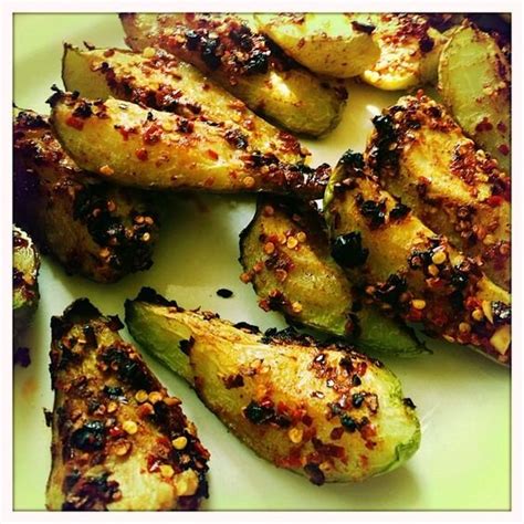 How many calories are in chili roasted chayote zucchini (36567.0) - calories, carbs, nutrition