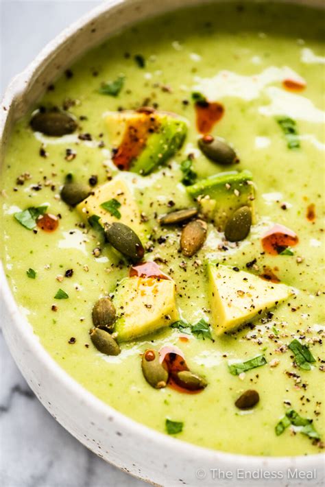 How many calories are in chilled creamy avocado soup - calories, carbs, nutrition