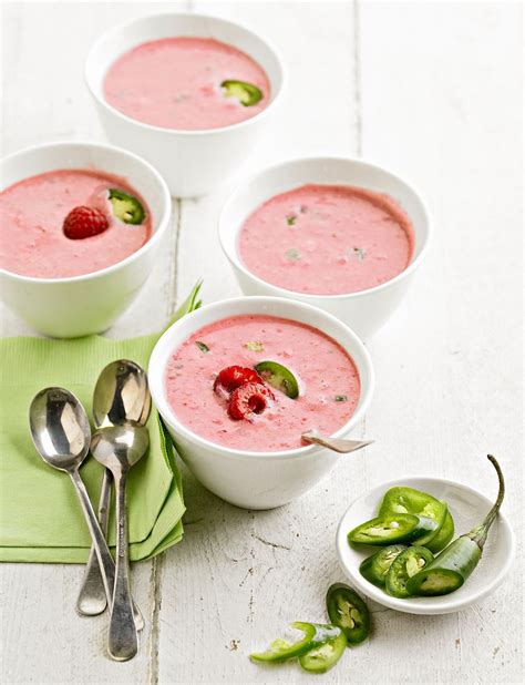 How many calories are in chilled raspberry-chile soup - calories, carbs, nutrition